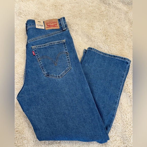 Levi's Ribcage Straight Ankle Jeans - Medium Wash - Picture 2 of 7